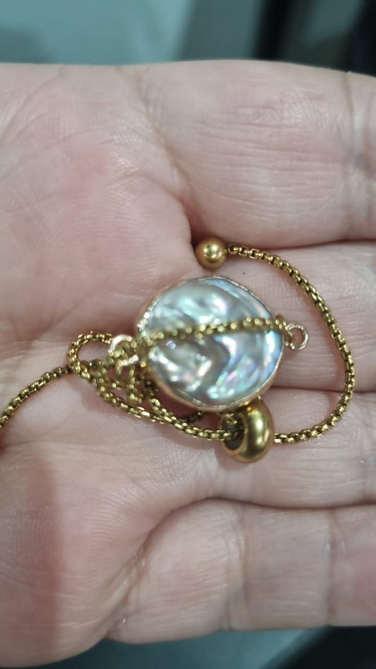 Luna Coin Shell Bracelet