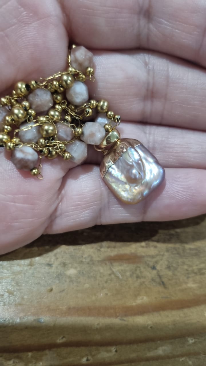 Peach Moonstone Baroque