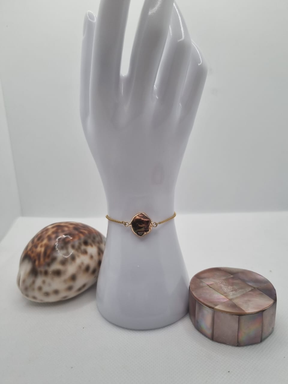 Cocoa Shell Pebble Bracelet